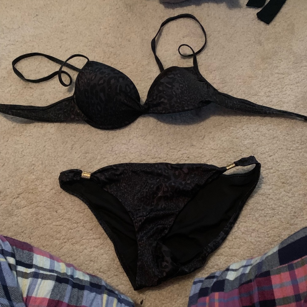 Victoria secret bikini 36/B top, medium bottom